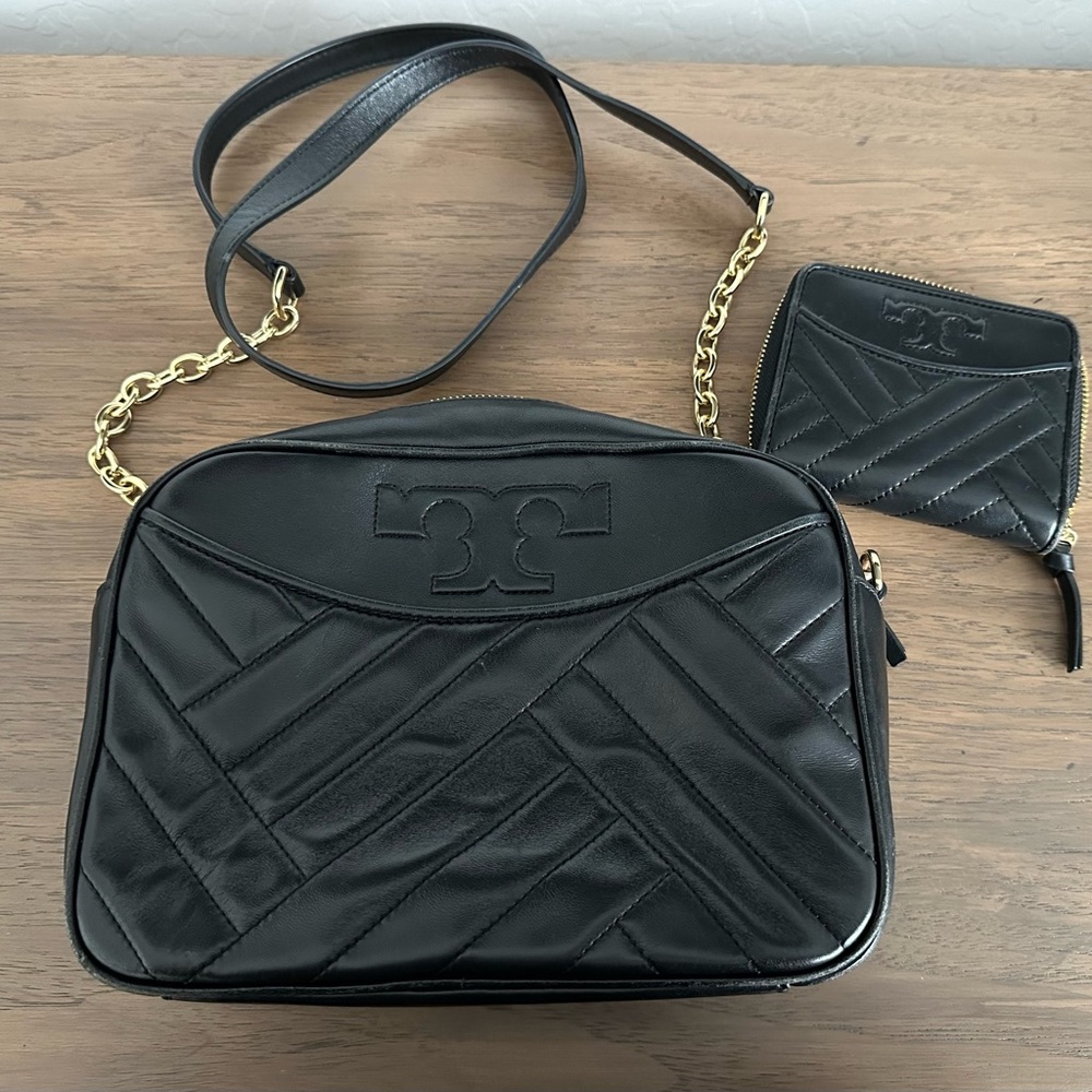 Tory Burch Alexa camera bag and matching wallet. Gently used